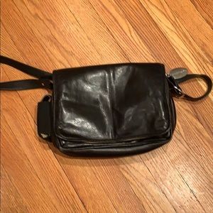 Cape Cod Leather Women’s Crossbody Bag